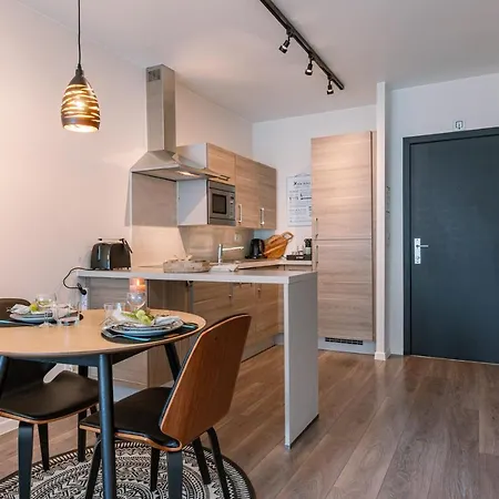 Completely Renovated Studio Located In * Ostend